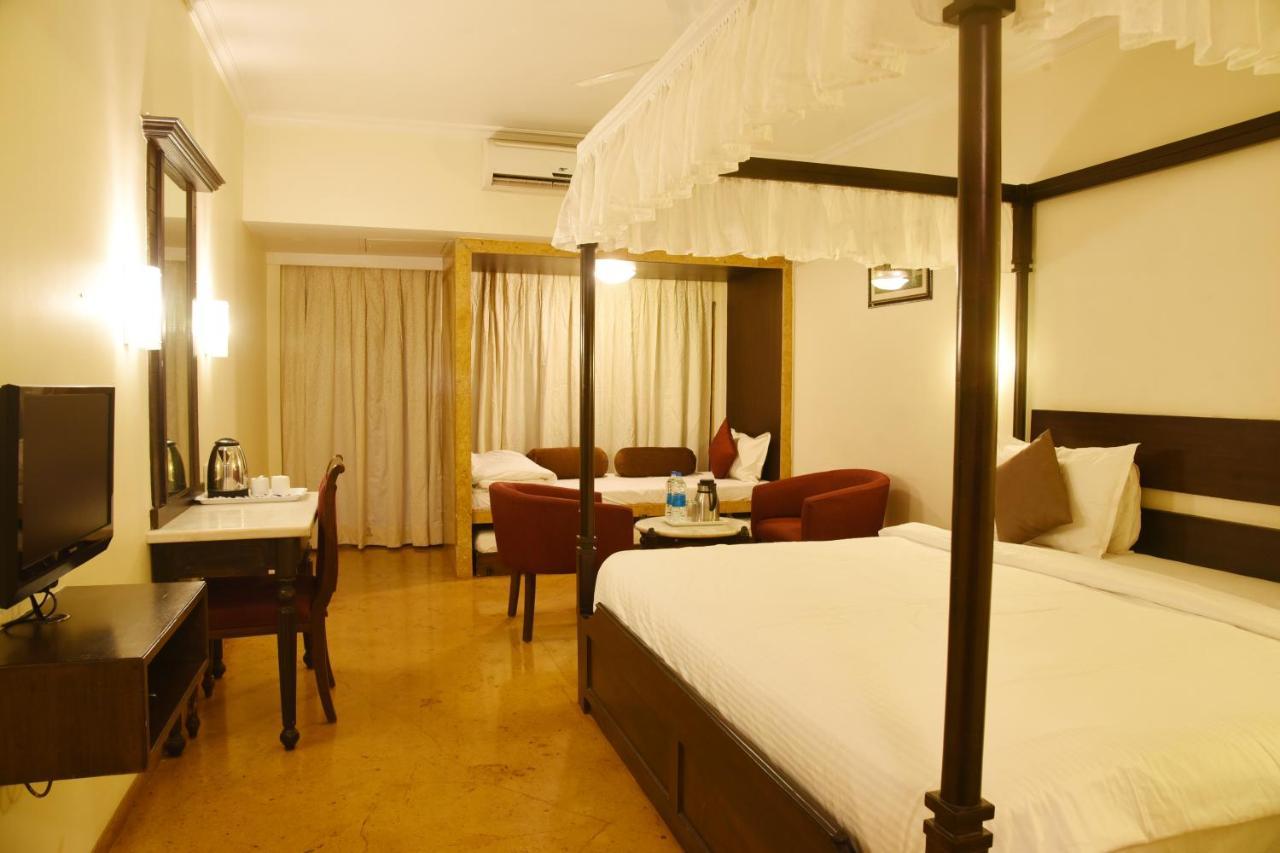 Aveda Blue Country Resort Панчгани Экстерьер фото