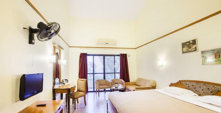 Aveda Blue Country Resort Панчгани Экстерьер фото